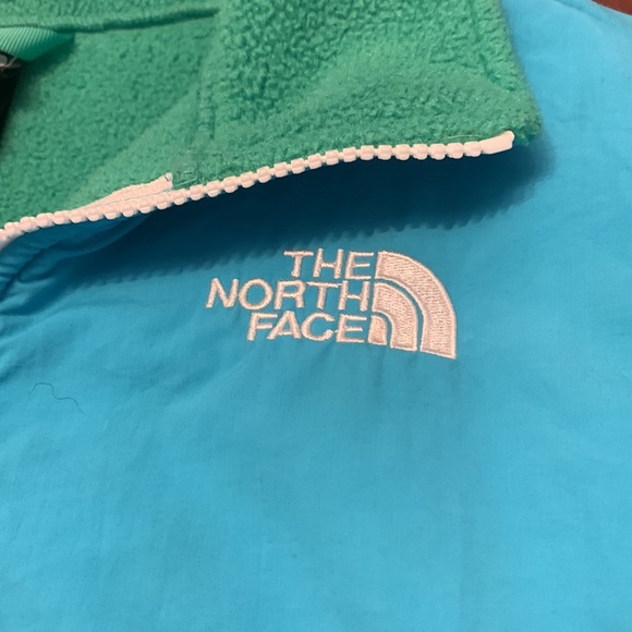 The North Face girls blue and green zip up jacket - Picture 2 of 3